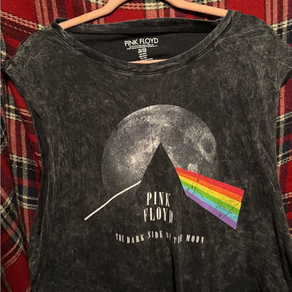 Pink Floyd Vintage Black Tee with Rainbow Prism